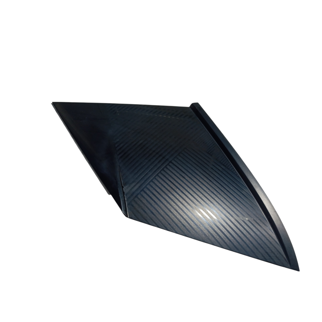 Moldura lateral traseira direita BYD dolphin PLUS 2024 2025 3