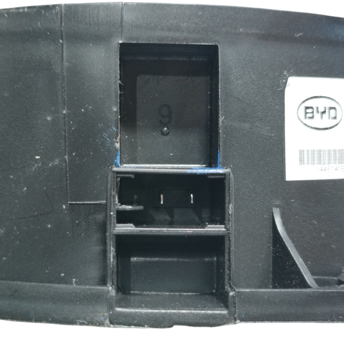 Alto falante dianteiro esquerdo BYD dolphin PLUS 2024 2025 6