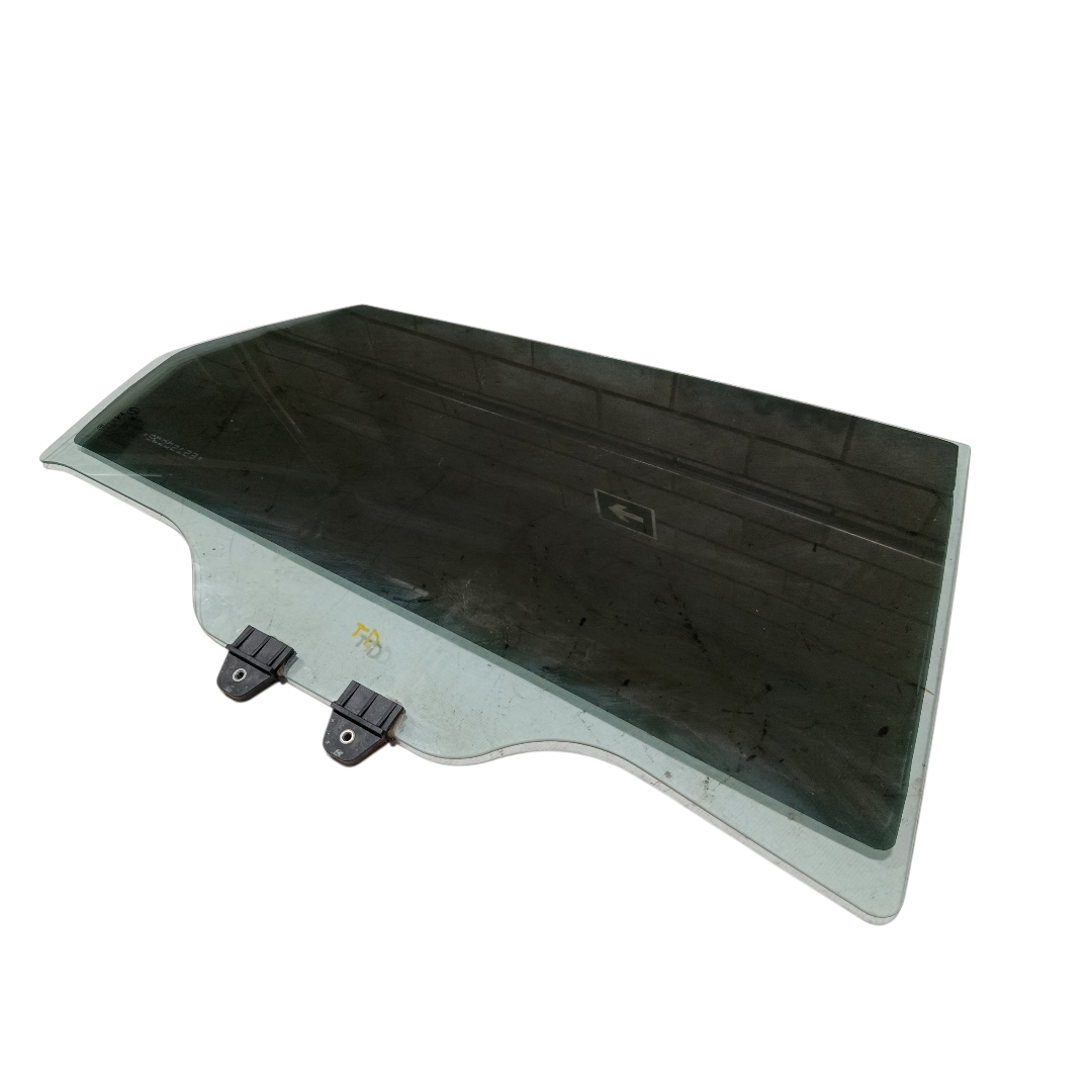 Vidro porta traseira direita BYD dolphin PLUS 2024 2025 3