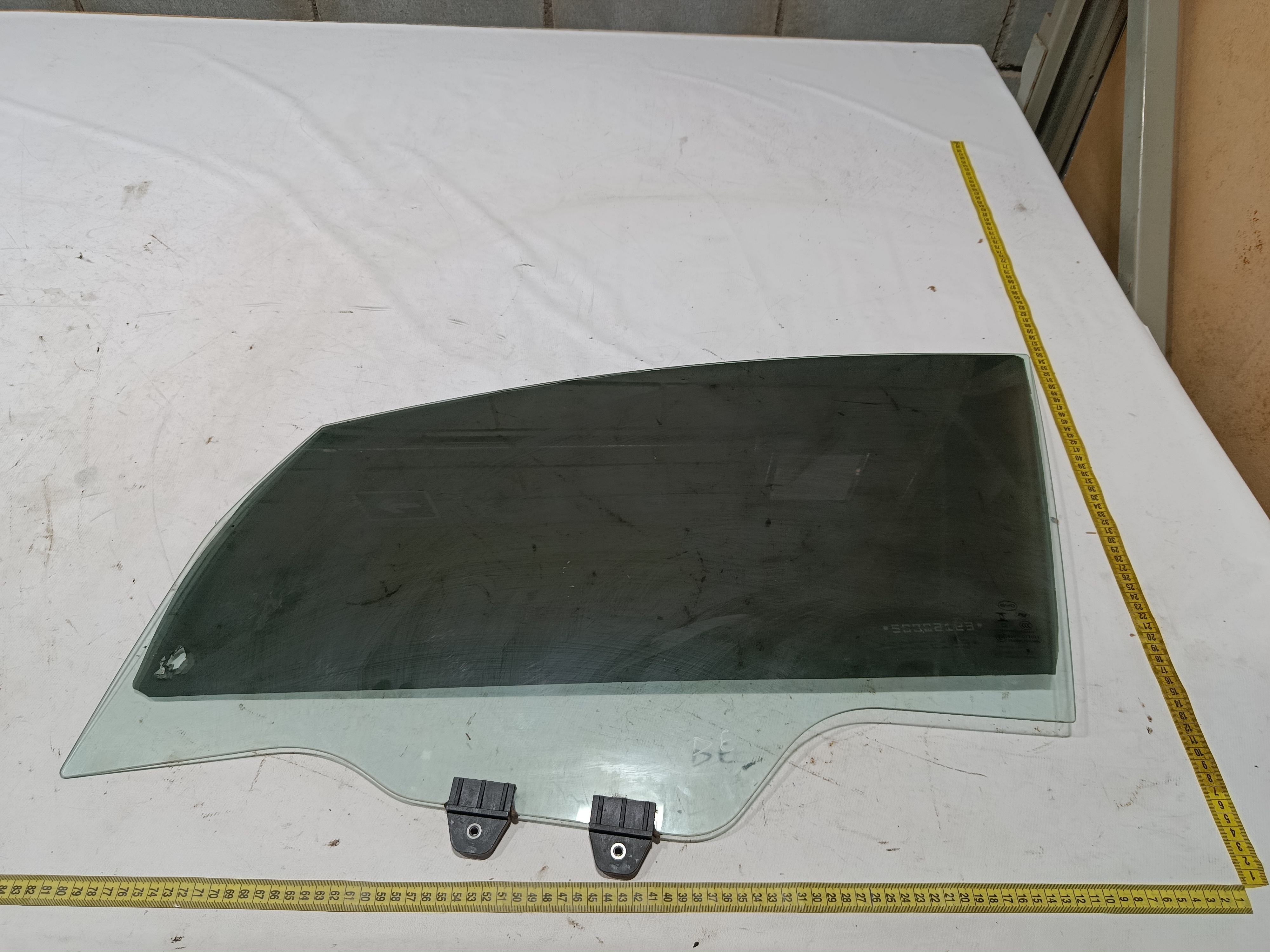 Vidro porta dianteira Esquerda BYD dolphin PLUS 2024 2025 8