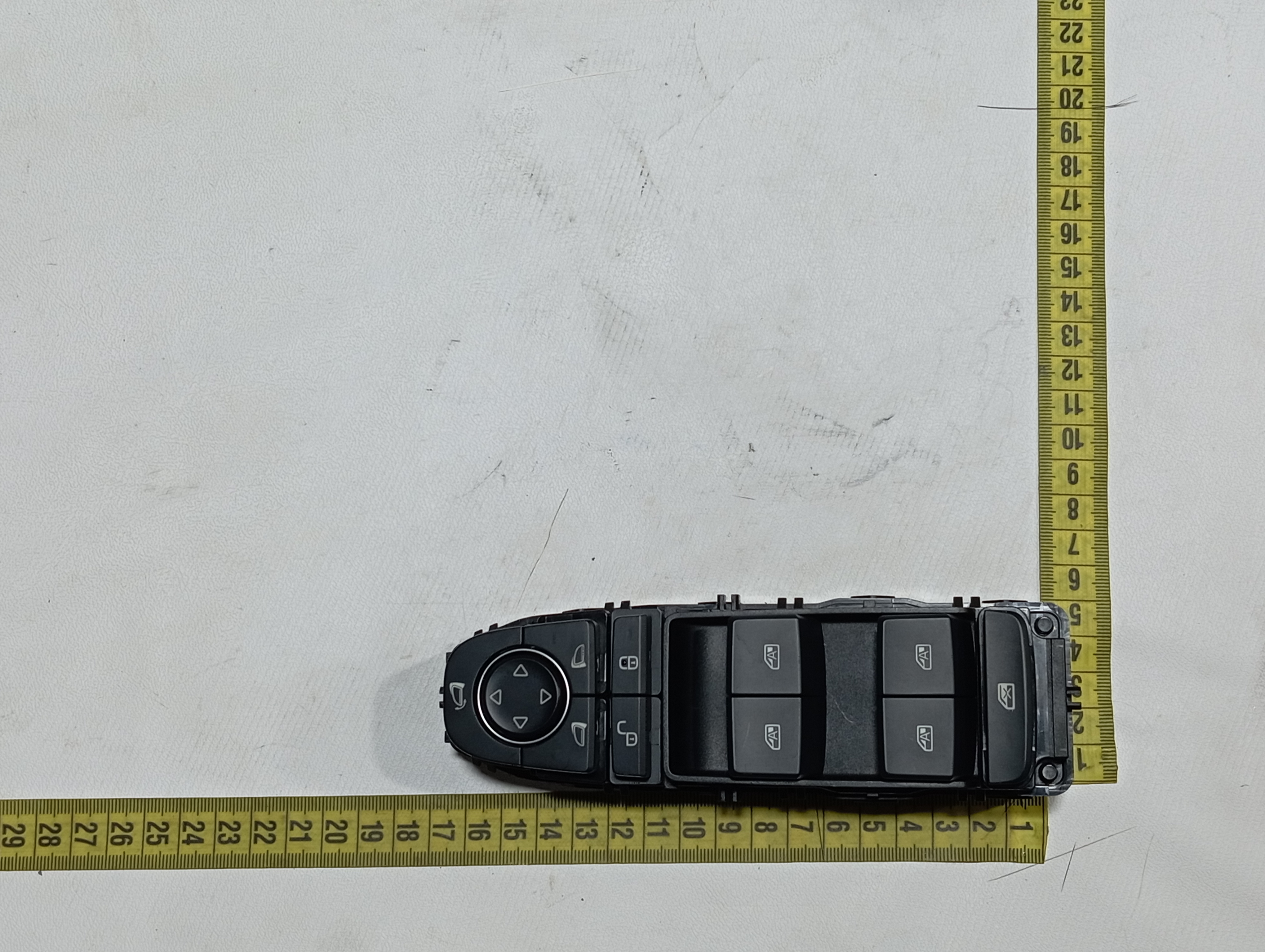 Comando Botão vidro dianteiro esq BYD dolphin PLUS 2024 2025 10