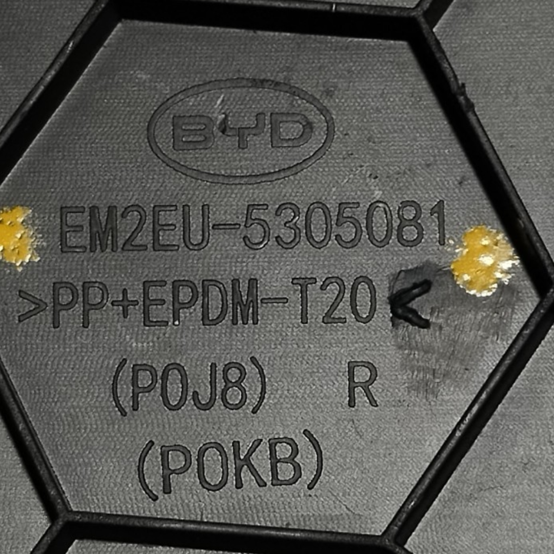 Acabamento direito painel BYD dolphin PLUS 2024 2025 6