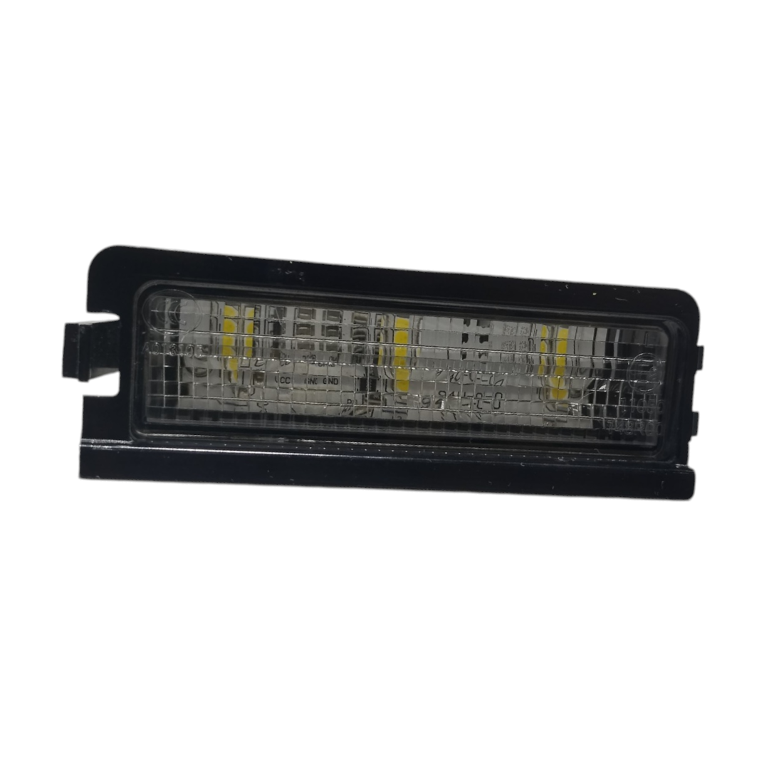 Luz placa traseira BYD dolphin PLUS 2024 2025 1