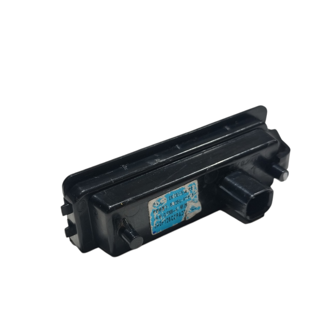 Luz placa traseira BYD dolphin PLUS 2024 2025 5
