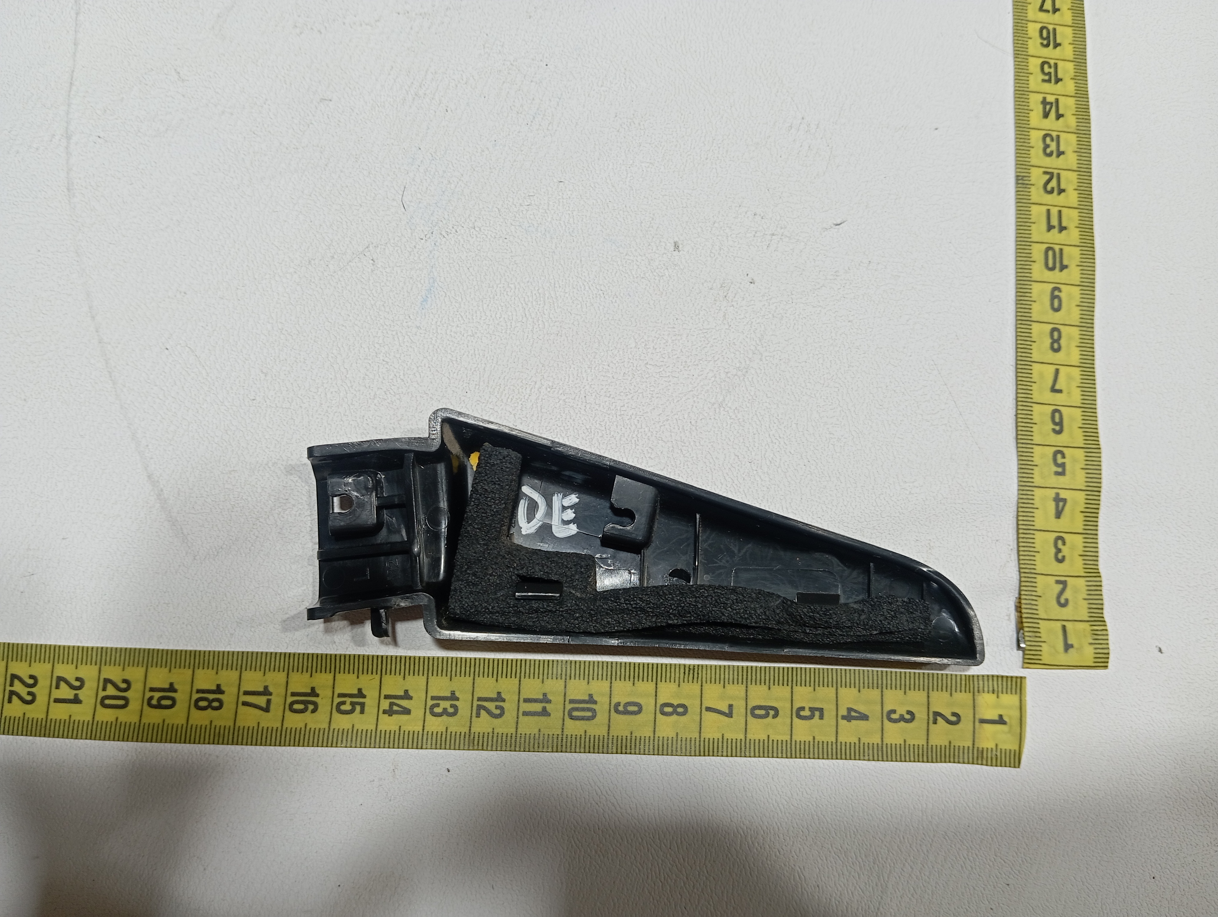 Moldura retrovisor esquerdo BYD dolphin PLUS 2024 2025 7