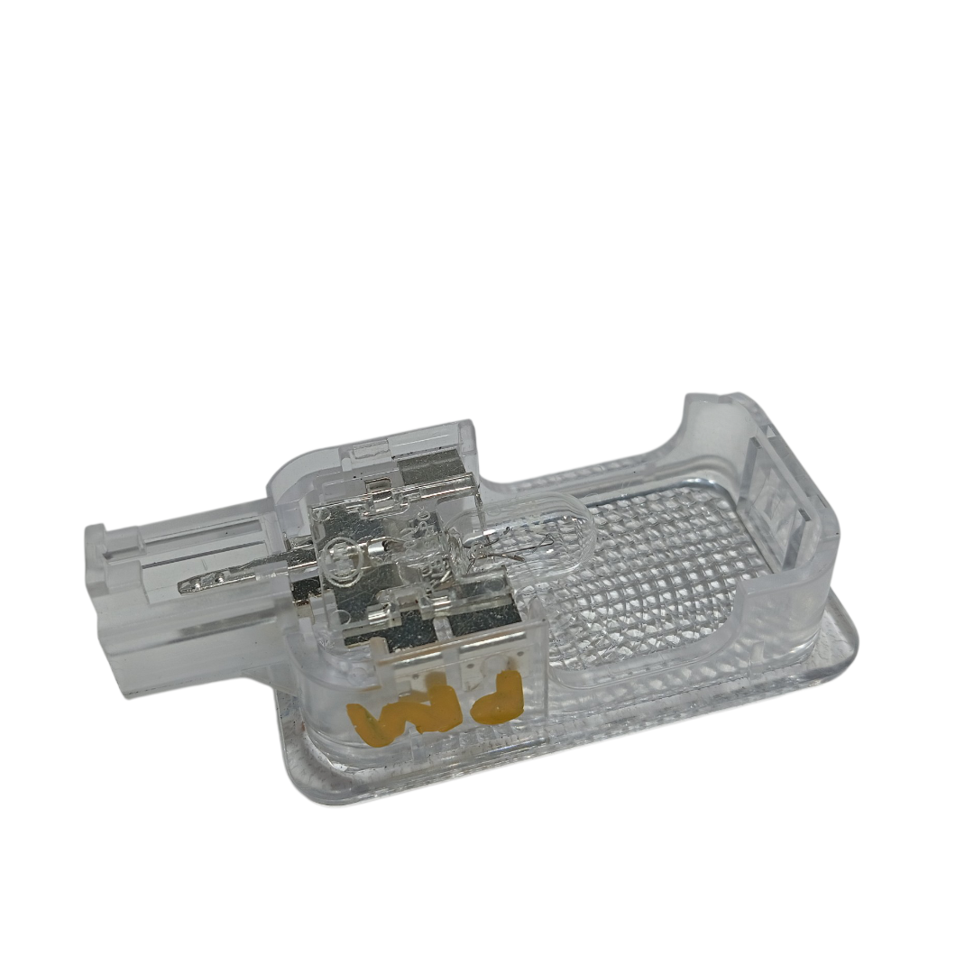 Luz interna porta malas BYD dolphin PLUS 2024 2025 4