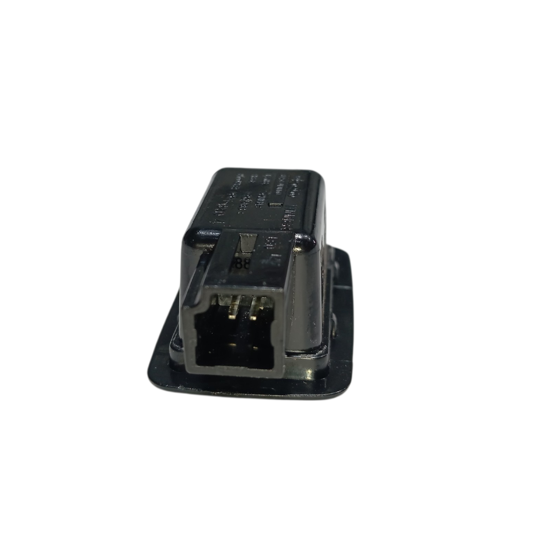 Luz cortesia teto BYD dolphin PLUS 2024 2025 4