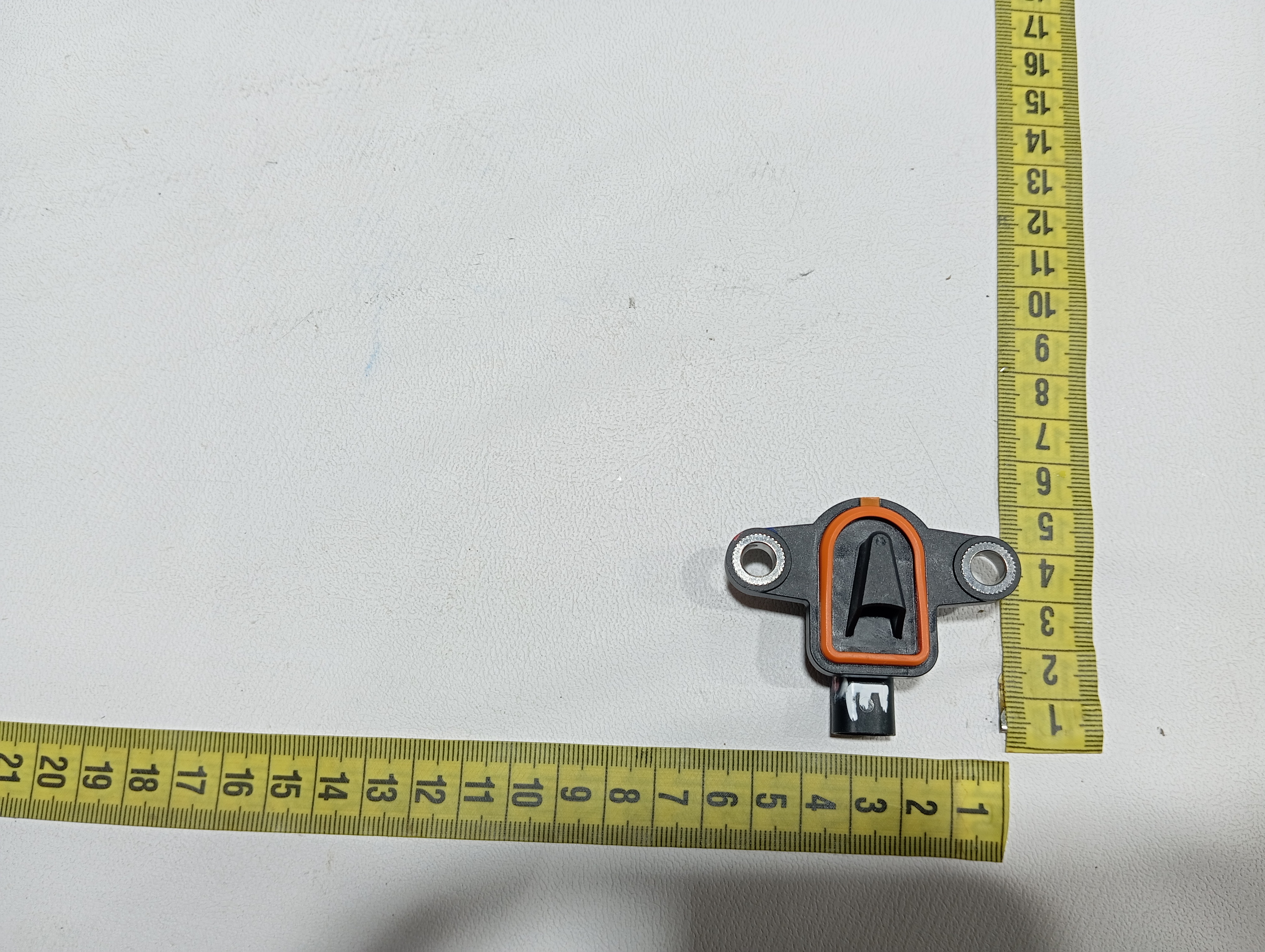Sensor impacto porta diante esq BYD dolphin PLUS 2024 2025 9