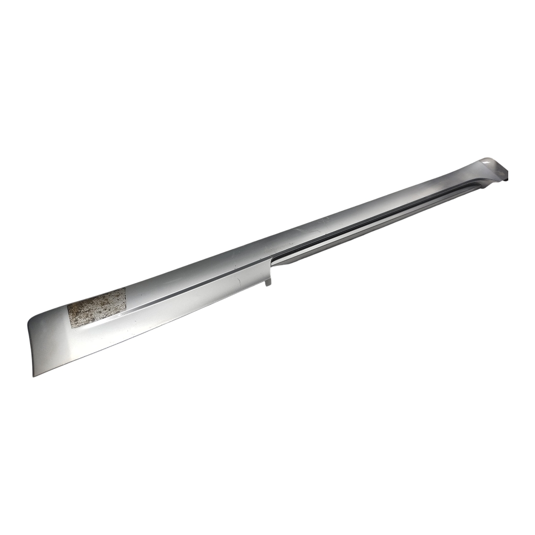 Spoiler Lateral Esquerdo Nissan Altima 2008