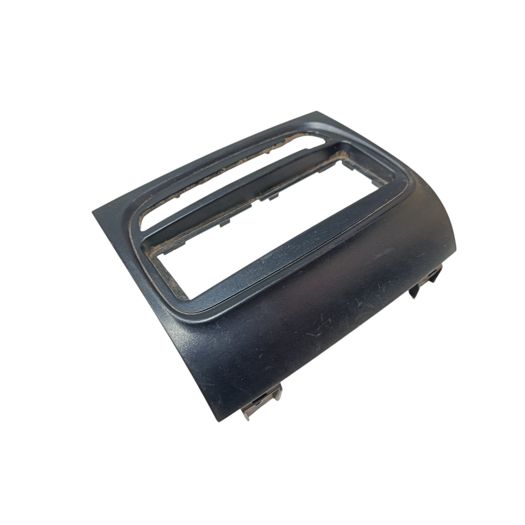 moldura central painel Fiat Strada siena  2014 a 2019