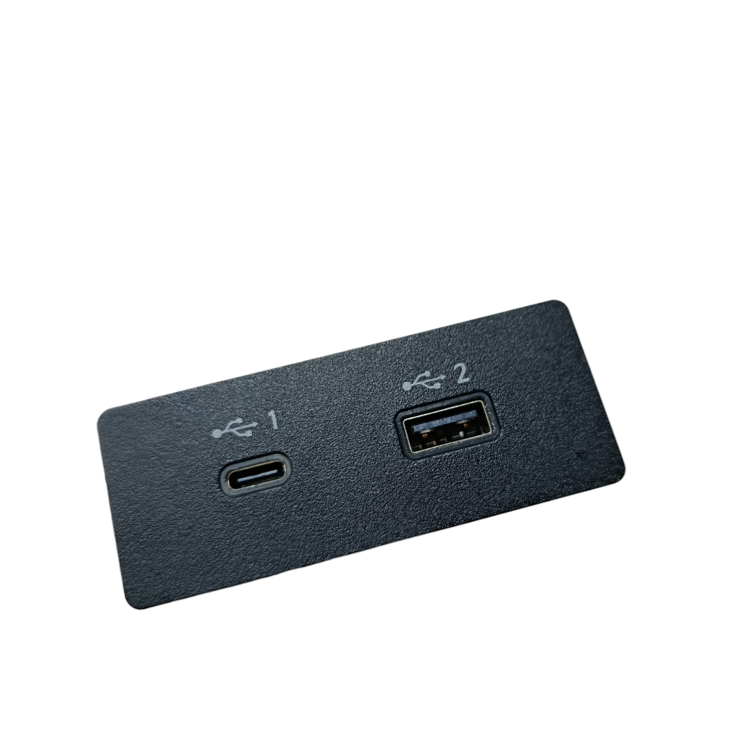 Entrada USB tipo C Nissan Versa 2020 a 2024