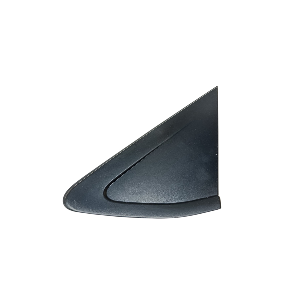 acabamento exter retrovisor esquerdo Nissan Versa 21 a 2024