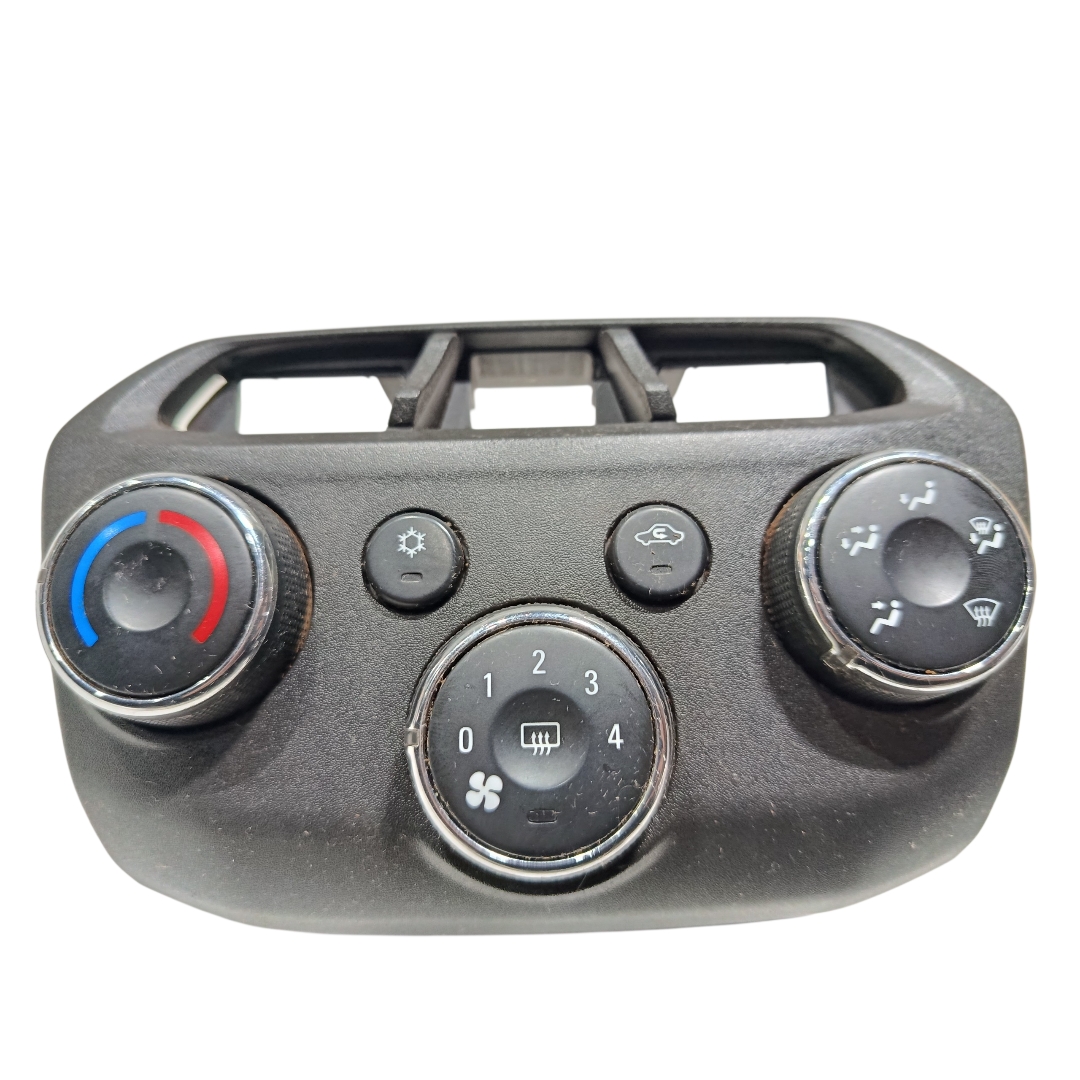 Comando ar condicionado GM Onix prisma 2013 a 2019