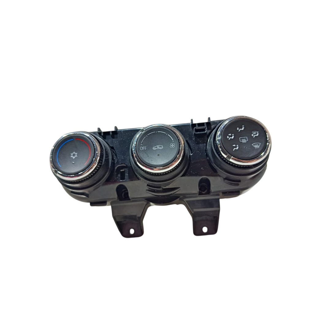 comando ar condicionado GM Tracker 2021 a 2023