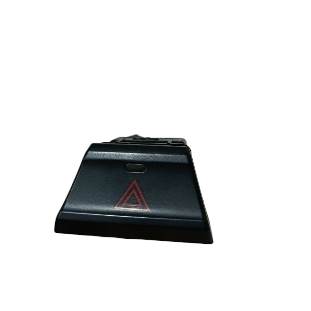 Botão pisca alerta GM Onix prisma montana 2013 a 2019
