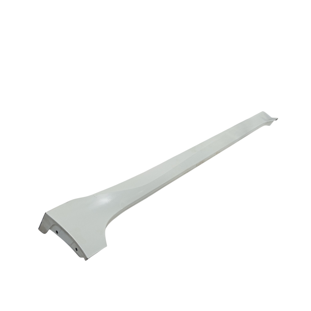 Spoiler Esquerdo Nissan Leaf 2022