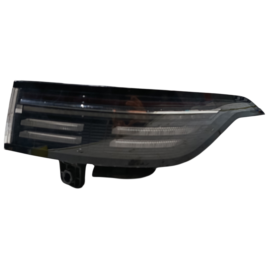 lanterna direita byd king GL 2025