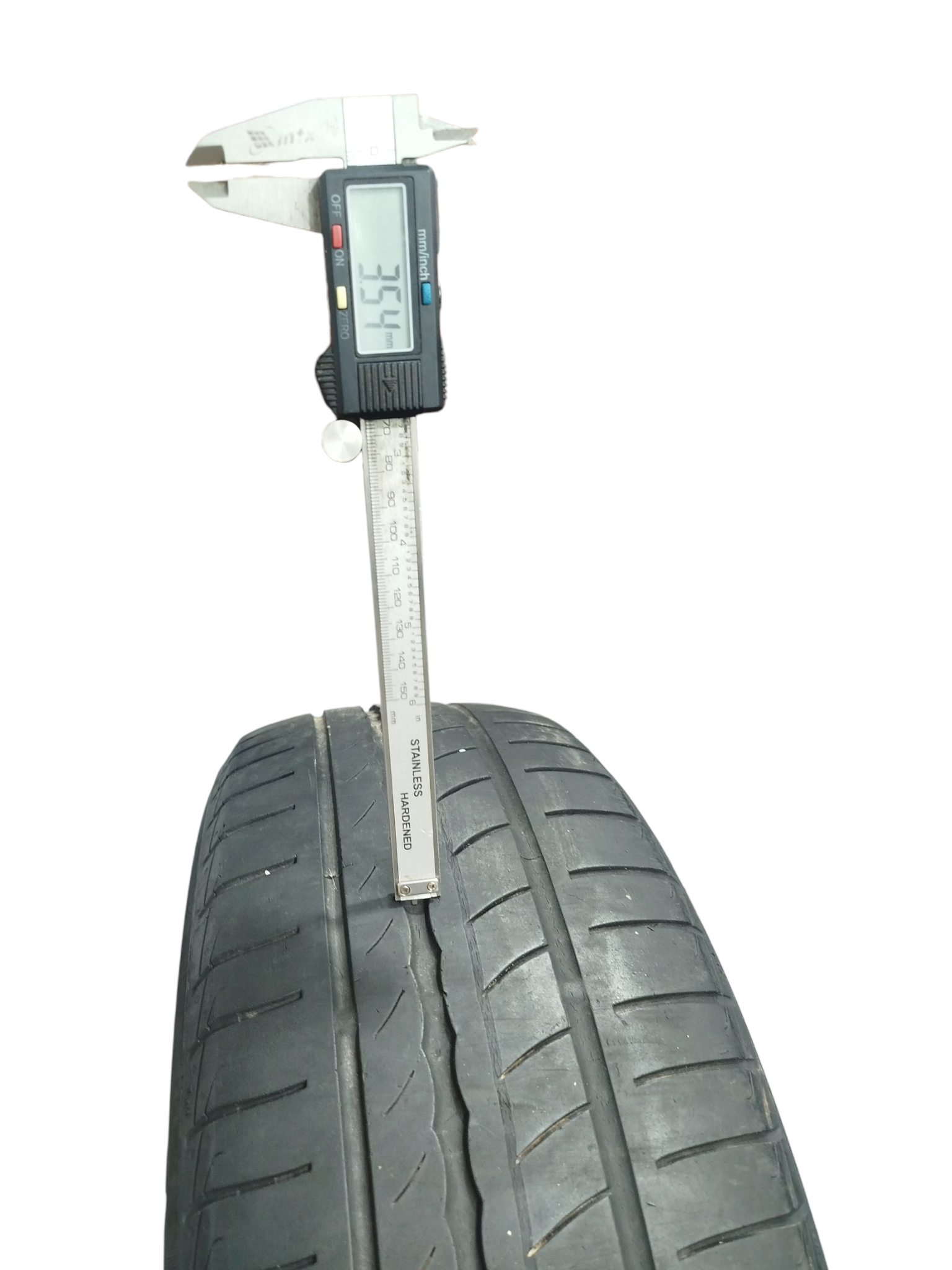 Pneu Aro 15 Pirelli Cinturato P1 195/60r15 6