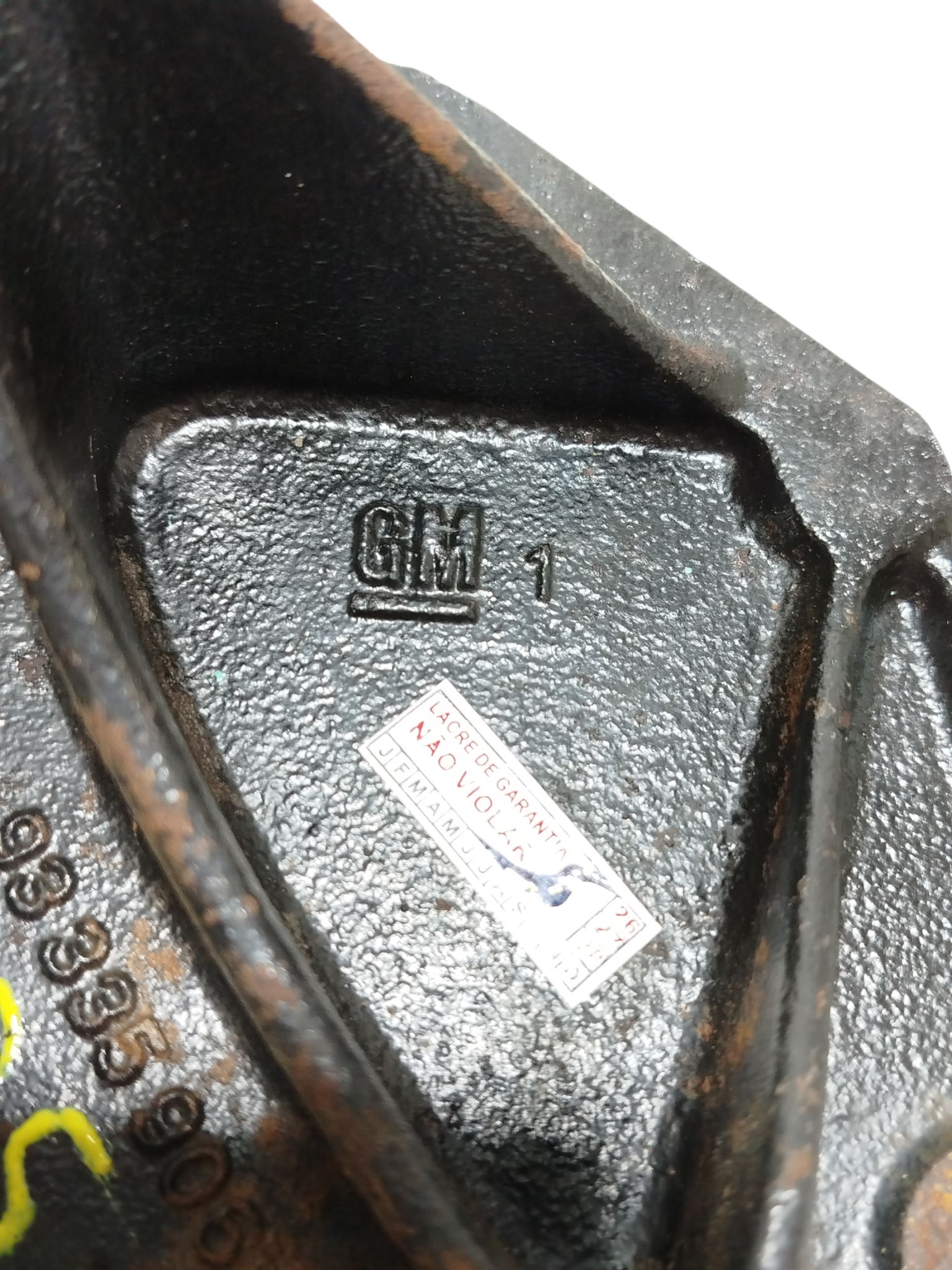 Suporte Bomba Direção Compressor Gm Astra 2001 93335906 4