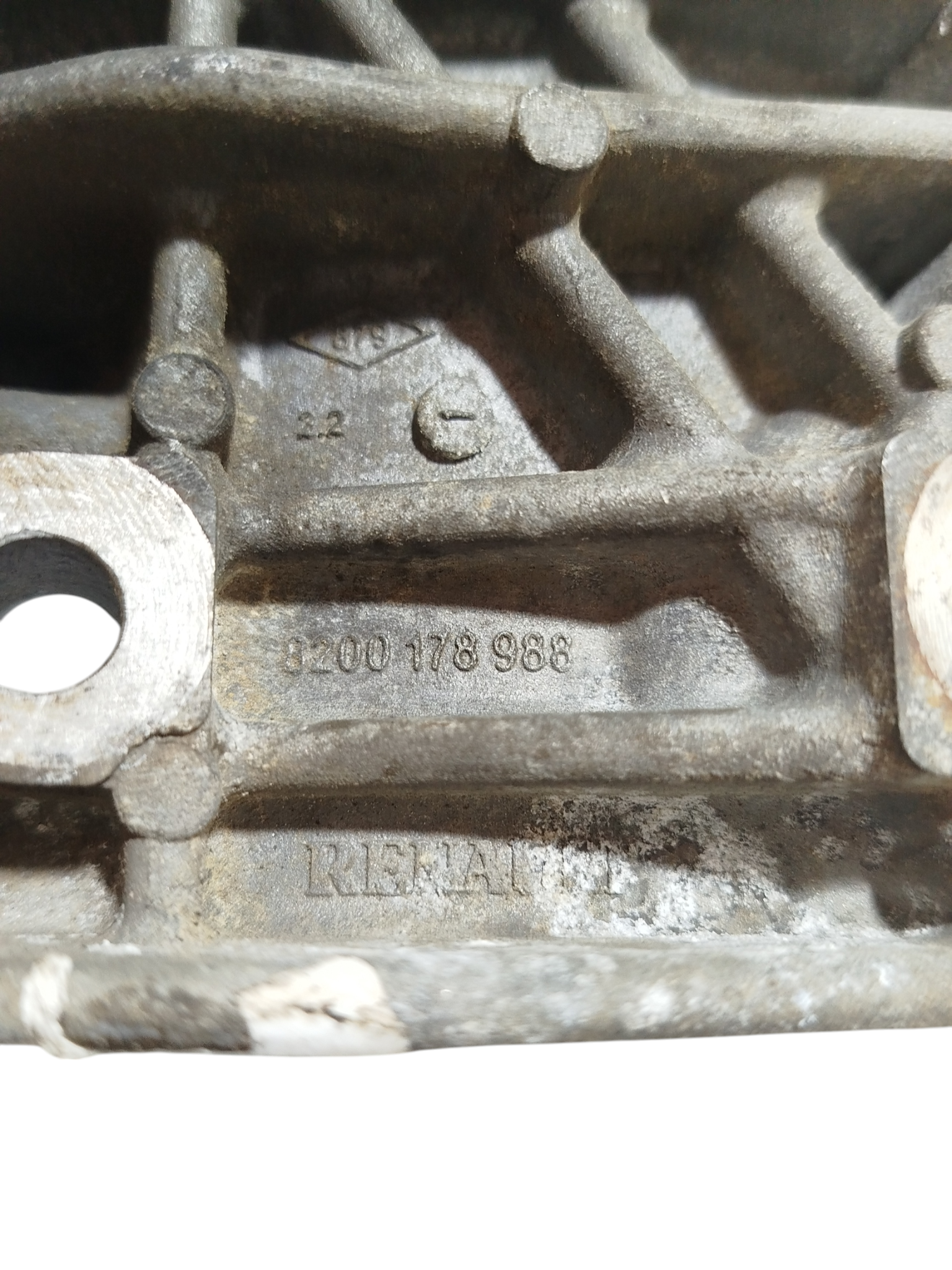 Suporte Alternador  Renault Logan Clio 1.0 16v 2012 820071962 4